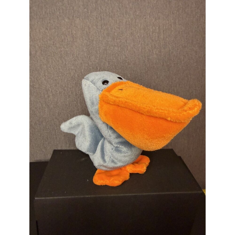 Ty Beanie Baby Scoop Pelican 1996 Original PVC Pellets Hang Tag Tush Tag